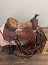 Load image into Gallery viewer, 17” McDaniels Roping  Saddle