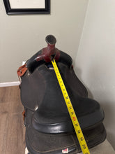 Load image into Gallery viewer, 16.5” Abetta Hybrid Western Saddle XX