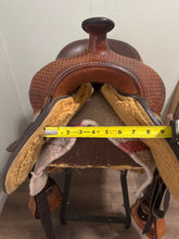 Load image into Gallery viewer, 16” Crates Reiner