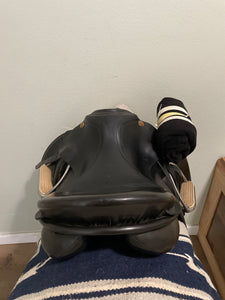 17” Karl Niedersuss Dressage Saddle