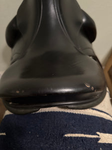 17.5” CWD Monoflap Dressage Saddle