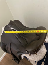 Load image into Gallery viewer, 17” Orthoflex Stitchdown Endurance Saddle