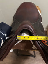Load image into Gallery viewer, 17” Antares Jump Saddle
