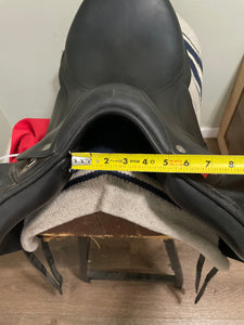 17” Equipe Monoflap Dressage Saddle