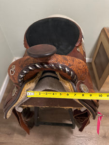 15.5” Circle Y Western Saddle