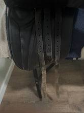 Load image into Gallery viewer, 17” Stubben Tristen Dressage Saddle
