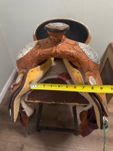 Load image into Gallery viewer, 16” Circle Y Show Saddle