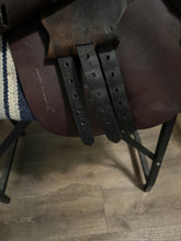 Load image into Gallery viewer, 17” Barnsby Jump Saddle