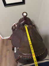 Load image into Gallery viewer, 15” Crates Arab Tree Western Saddle