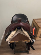 Load image into Gallery viewer, 17” Crestridge Hybrid Western Saddle