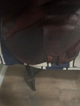 Load image into Gallery viewer, 16” CWD SE 2Gs Jump Saddle