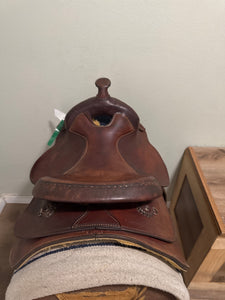 16” Crates Western Saddle