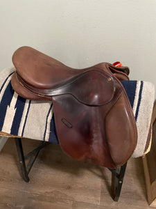 17” Bates Adjustable Jump Saddle