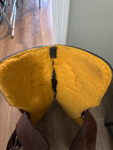 Load image into Gallery viewer, 16” Dakota Reiner Western Saddle