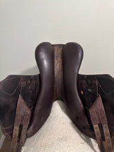 Load image into Gallery viewer, 18” Prestige X Advanced Monoflap  Saddle
