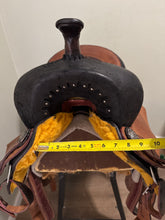 Load image into Gallery viewer, 16” Royal King Western Saddle