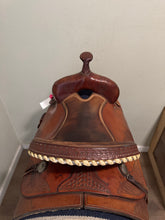 Load image into Gallery viewer, 15” Dakota Barrel Saddle