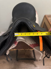 Load image into Gallery viewer, 17” Revere Dressage Saddle