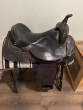 Load image into Gallery viewer, 16.5” Big Horn Hybrid Western Saddle