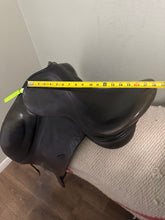 Load image into Gallery viewer, 18” Custom Dressage Saddle