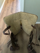 Load image into Gallery viewer, 15” Western Saddle