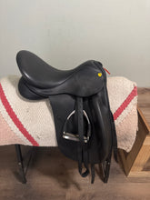 Load image into Gallery viewer, 17” Revere Dressage Saddle