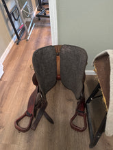 Load image into Gallery viewer, 16.5” Tucker Western Saddle