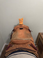 Load image into Gallery viewer, 15.5” Corriente Western Saddle