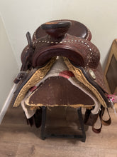Load image into Gallery viewer, 15.5” Western Saddle