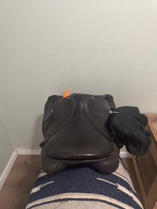 17.5” Custom Monte Carlo Monoflap Jump Saddle