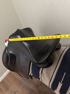 17.5” JRD Bella Dressage Saddle