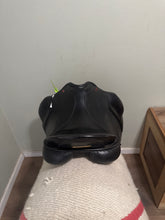 Load image into Gallery viewer, 18" Albion Dressage Saddle