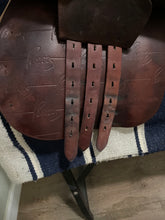 Load image into Gallery viewer, 17” Pessoa Jump Saddle