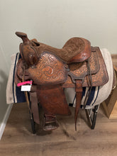 Load image into Gallery viewer, 15” Western Saddle