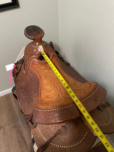 15.5” Custom Round Skirt Western Saddle