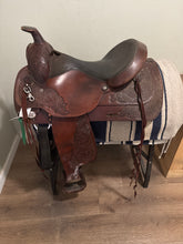 Load image into Gallery viewer, 16” Circle Y Trail Western Saddle