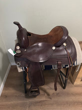 Load image into Gallery viewer, 16” Royal King Western Saddle