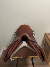 Load image into Gallery viewer, 17.5 Antares 2005 English Saddle