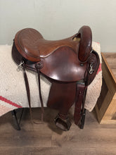 Load image into Gallery viewer, 15” Sharon Saares Endurance Saddle