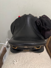 Load image into Gallery viewer, 19” Reactor Pannel VSD Summit Dressage Saddle