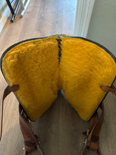 Load image into Gallery viewer, 14” Barrel Saddle