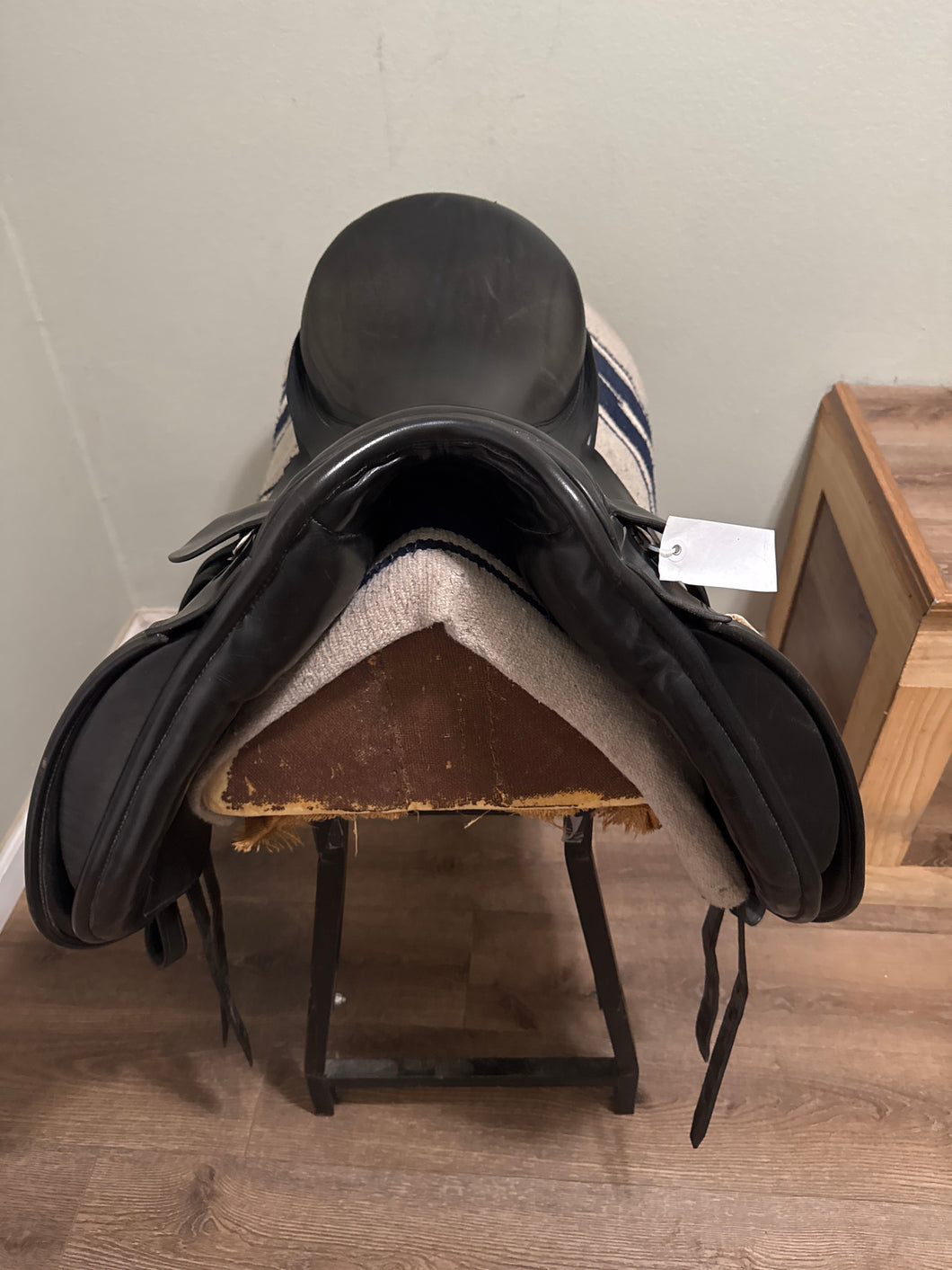 17.5” Karl Nuerdersuss Dressage Saddle