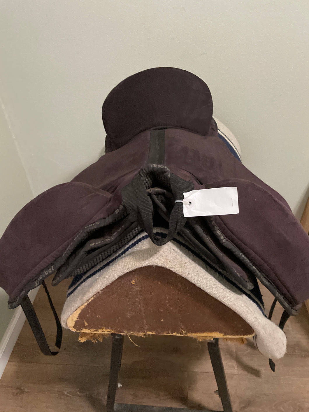 16.5” Barefoot Bareback Saddle