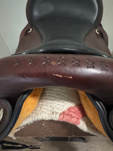 Load image into Gallery viewer, 17” Circle Y Park and Trail Endurance Saddle