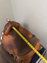Load image into Gallery viewer, 15.5&quot; Timberline Western Saddle