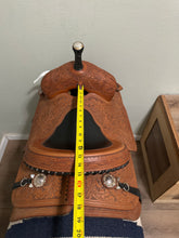 Load image into Gallery viewer, 13” ROPRO Western Barrel Saddle