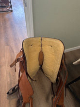 Load image into Gallery viewer, 16” Dakota Roper Western Saddle