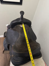 Load image into Gallery viewer, 15” Blk Big Horn Hybrid Western Saddle
