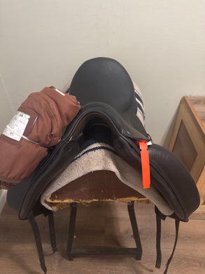17” Voltaire Adelade 2017 Dressage Saddle