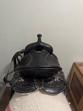 Load image into Gallery viewer, 15” Western Saddle